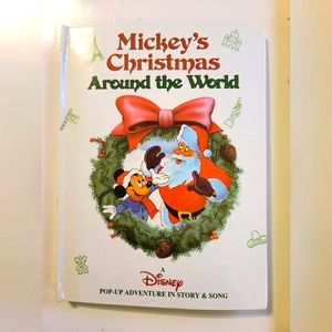 Mickey's Christmas Around the World Pop Up book vintage 1991